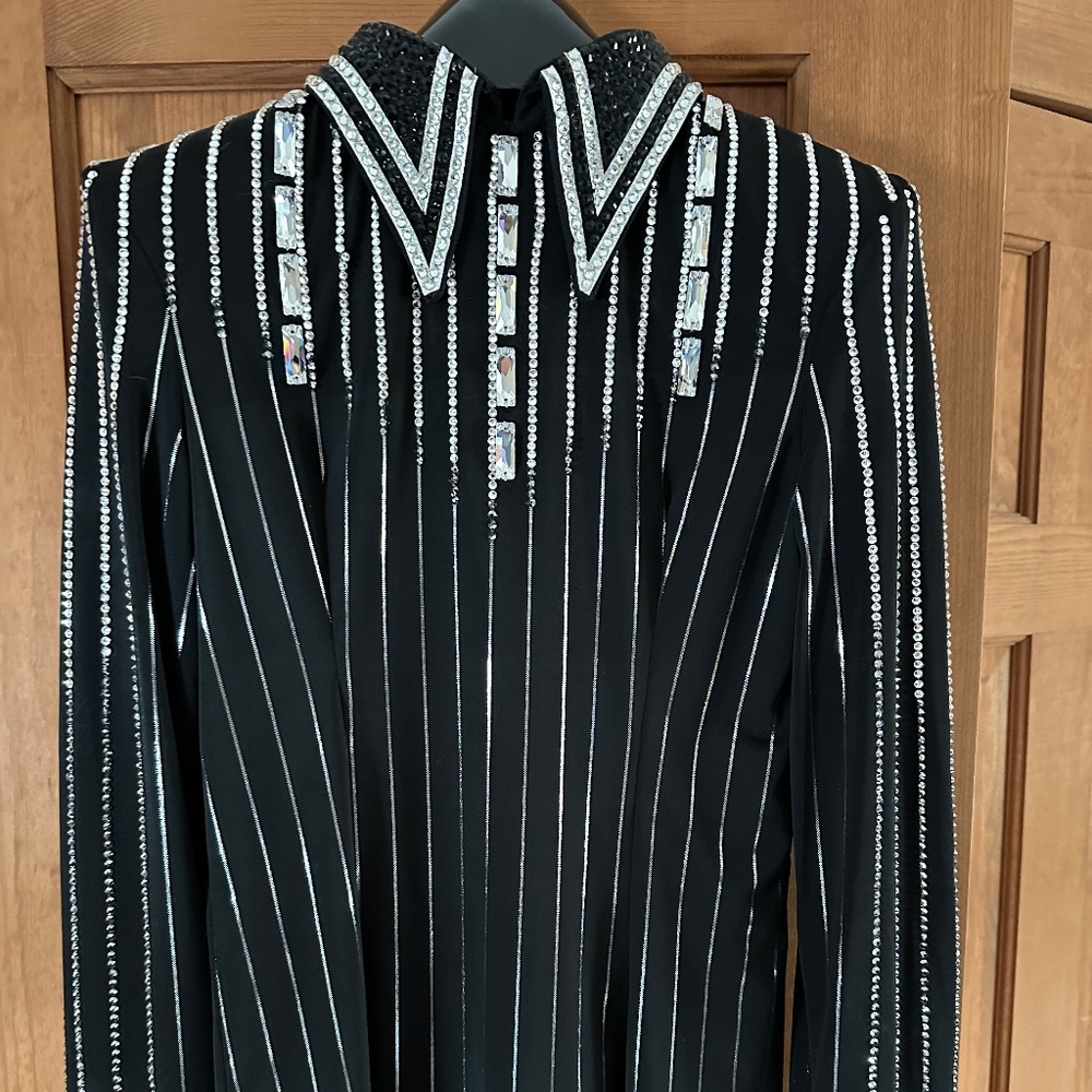 Horsemanship top black small